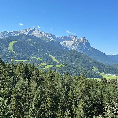 Alpenglueck Garmisch, Attic *