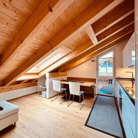 Apartment Alpenglueck Garmisch, Attic