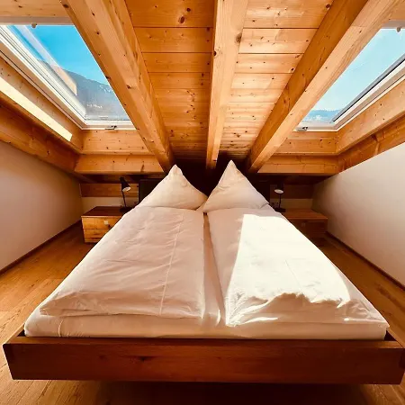 Alpenglueck Garmisch, Attic Apartment Garmisch-Partenkirchen