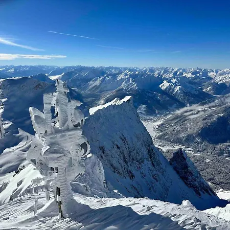 Alpenglueck Garmisch, Attic *