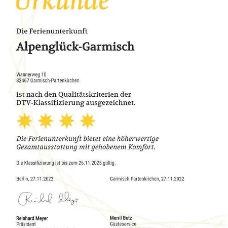 Alpenglueck Garmisch, Attic * Garmisch-Partenkirchen