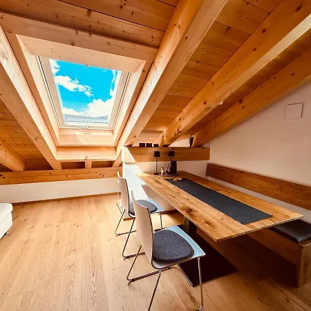 Alpenglueck Garmisch, Attic