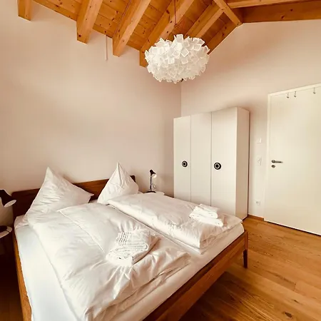 Apartment Alpenglueck Garmisch, Attic Garmisch-Partenkirchen