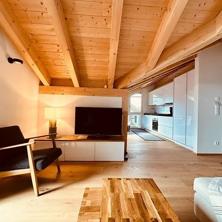 Apartment Alpenglueck Garmisch, Attic *